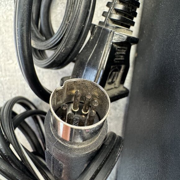 CO61982 Genuine OEM Atari Computer System 5V Power Supply Adapter 600XL 800XL - Picture 3 of 4